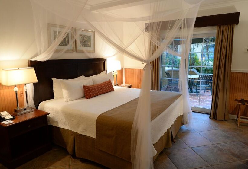 אתר נופש Harbour Village Beach Club