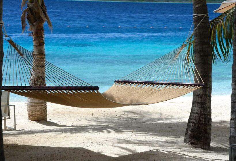 אתר נופש Harbour Village Beach Club