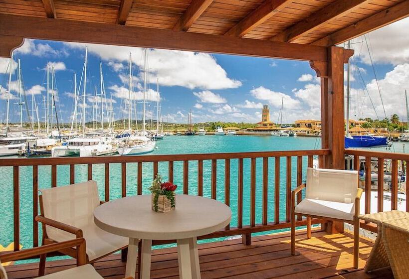 אתר נופש Harbour Village Beach Club