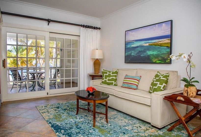 אתר נופש Harbour Village Beach Club