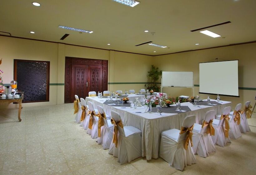 Alamkulkul Boutique Resort