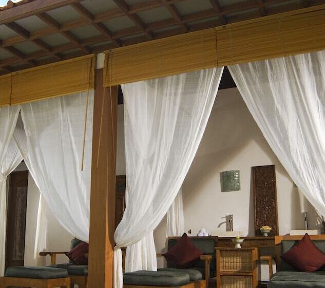 Alamkulkul Boutique Resort