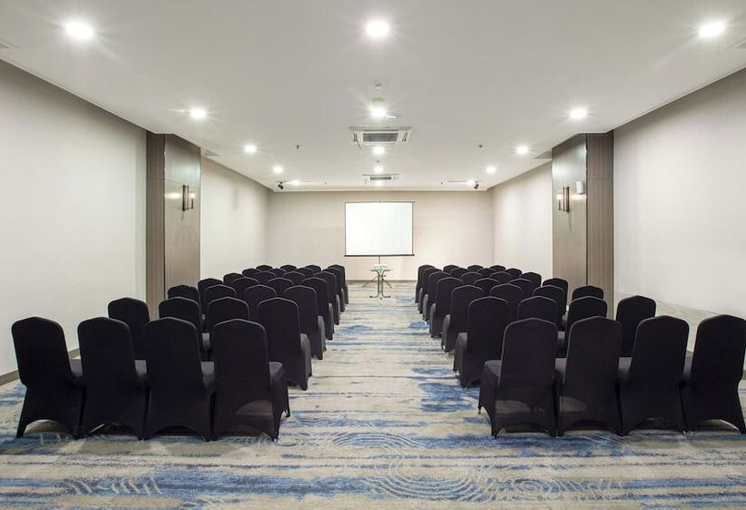 Artotel Gelora Senayan Jakarta