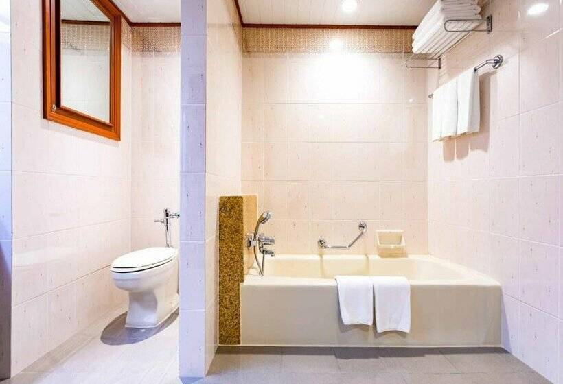 Centara Riverside Hotel Chiang Mai