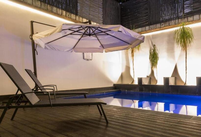 فندق فئة نجمة واحدة Boutique Naura Centro