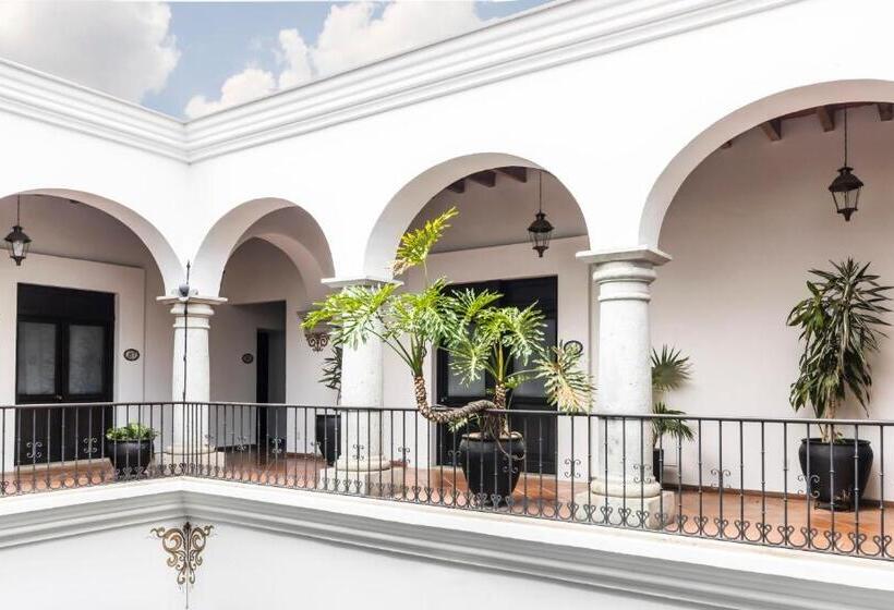 فندق فئة نجمة واحدة Boutique Naura Centro