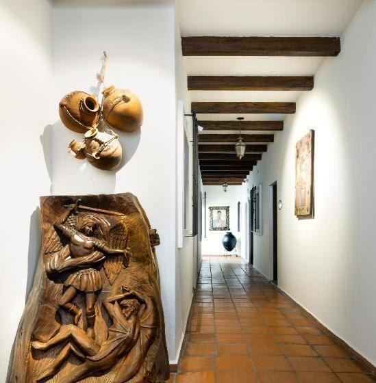 فندق فئة نجمة واحدة Boutique Naura Centro