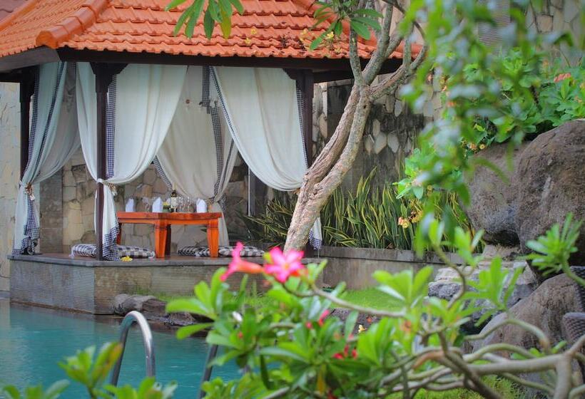 Adi Dharma Hotel Legian