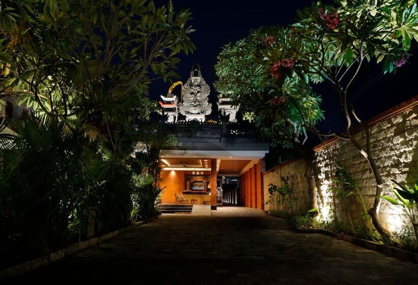 Adi Dharma Hotel Legian