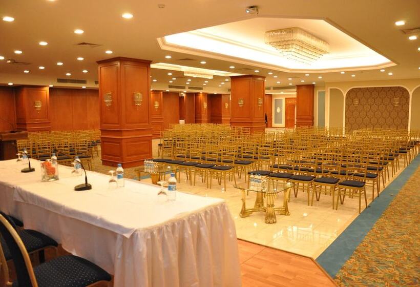 هتل Akgun Istanbul