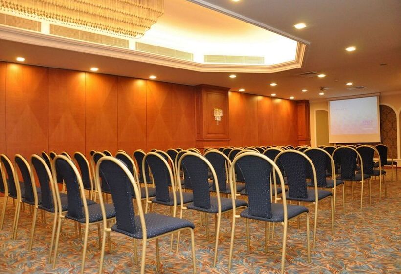 هتل Akgun Istanbul