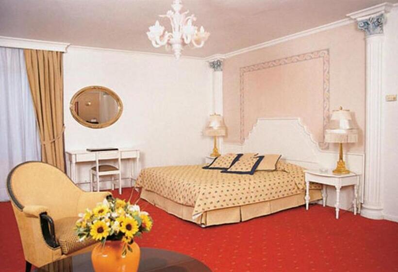 هتل Akgun Istanbul