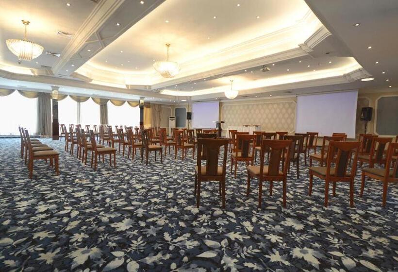 هتل Akgun Istanbul