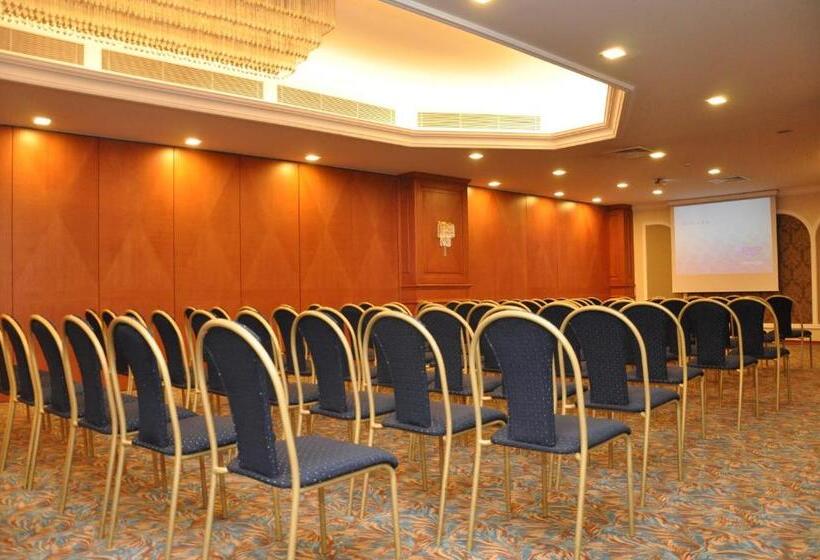 هتل Akgun Istanbul