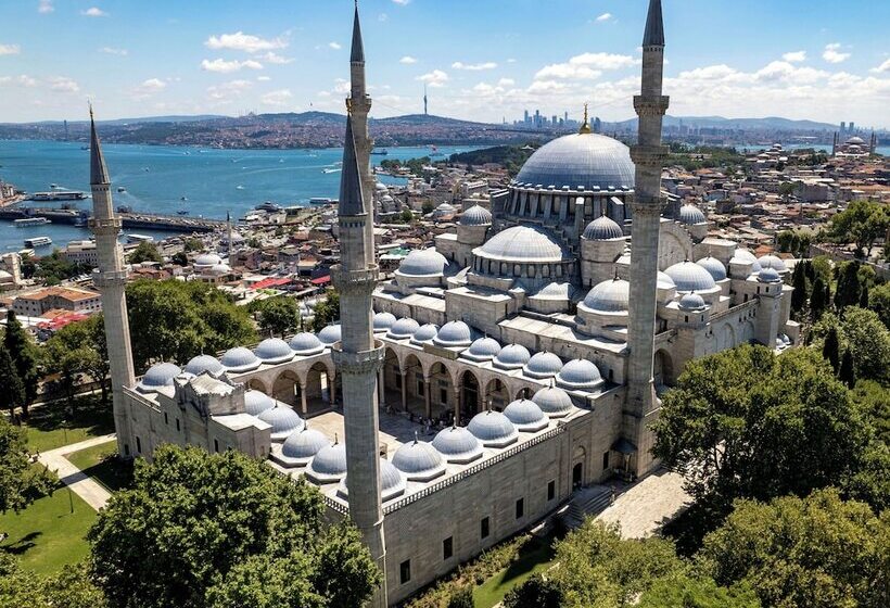 هتل Akgun Istanbul