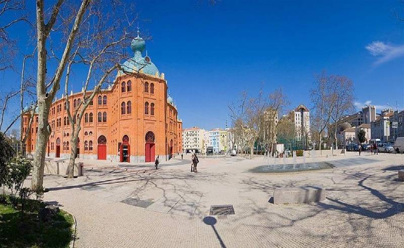 هتل Alif Campo Pequeno