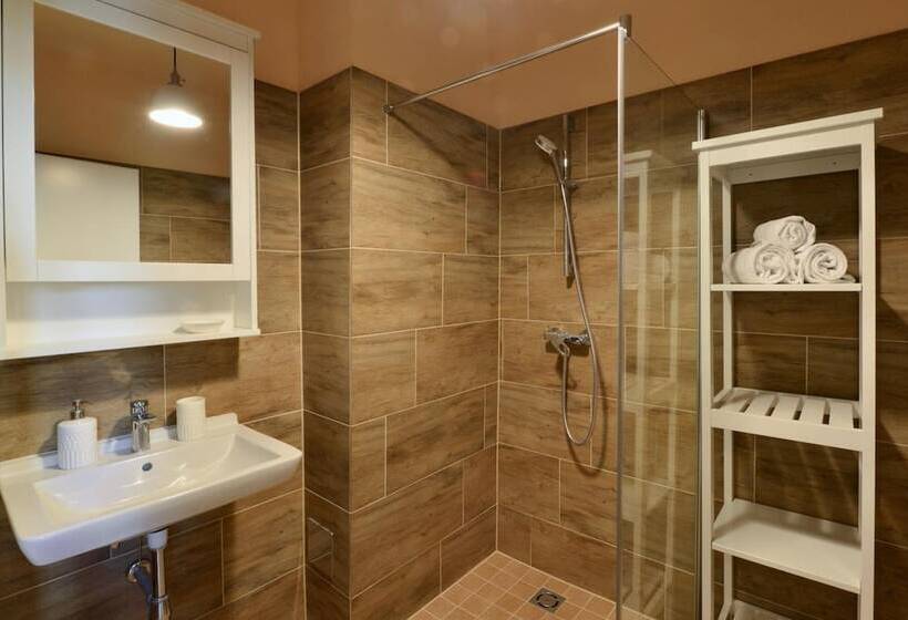 هتل Altwienerhof Boutique