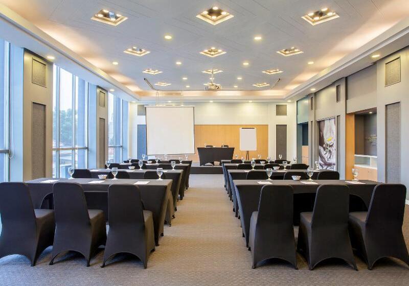 酒店 Asyana Kemayoran Jakarta