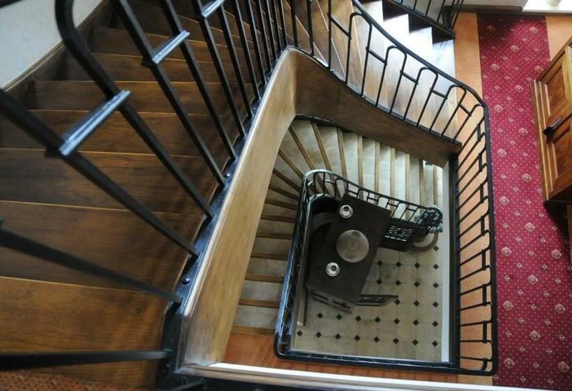 בית מלון כפרי Auberge Bretonne