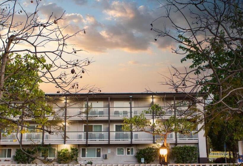 فندق Avania Inn Of Santa Barbara