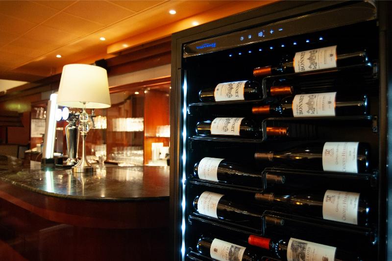 هتل B P International