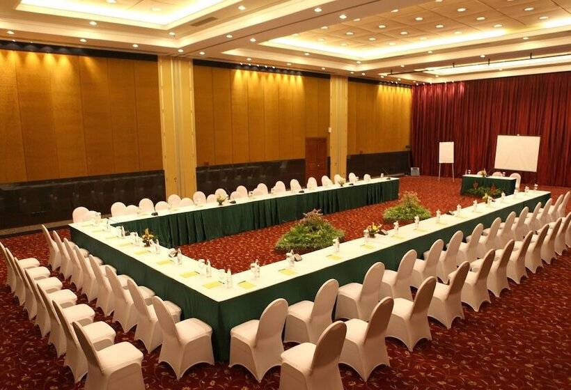 酒店 Bali Tropic Resort & Spa   Chse Certified