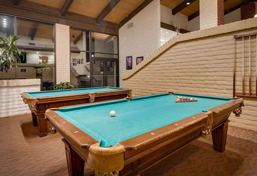 هتل Best Western Plus Arroyo Roble & Creekside Villas