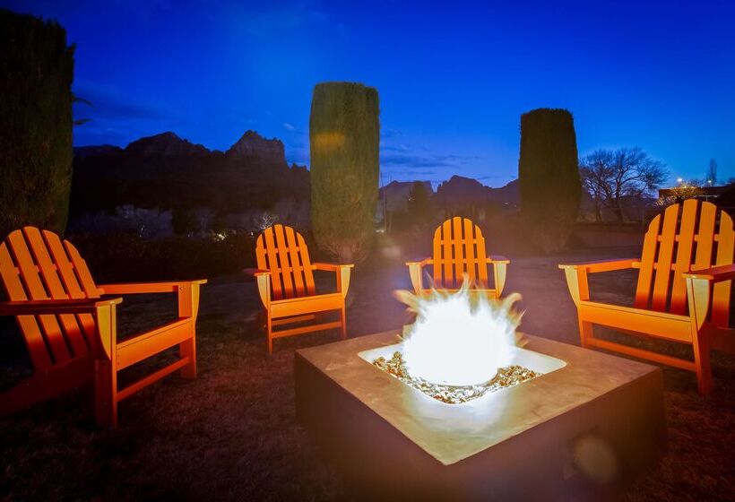 هتل Best Western Plus Arroyo Roble & Creekside Villas