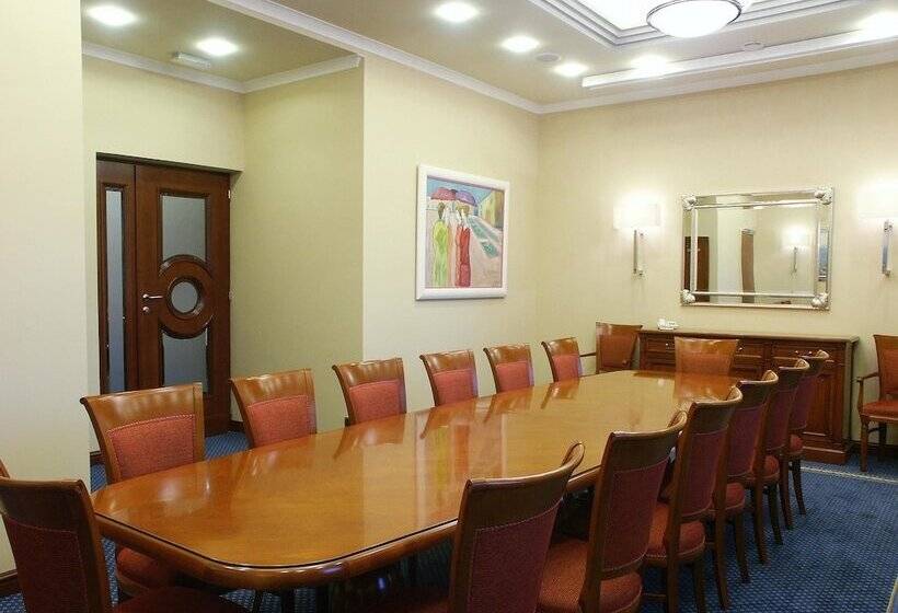 Best Western Premier Hotel Astoria