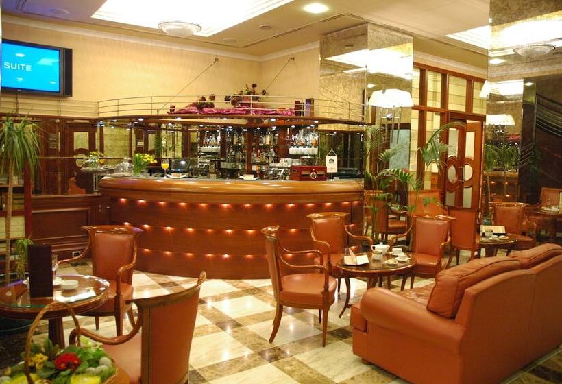 Best Western Premier Hotel Astoria