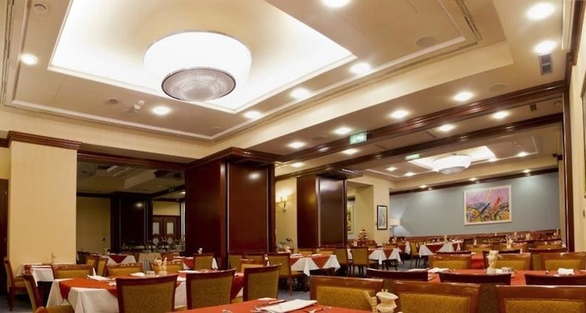 Best Western Premier Hotel Astoria