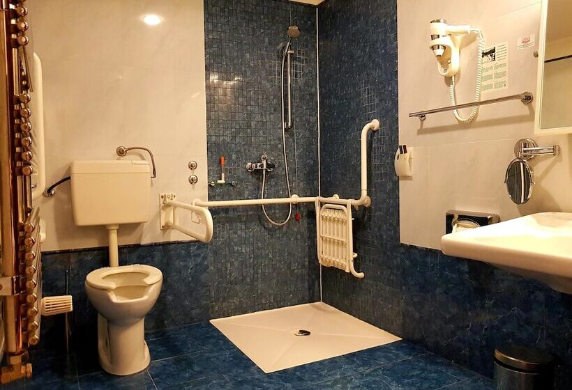 Best Western Premier Hotel Astoria