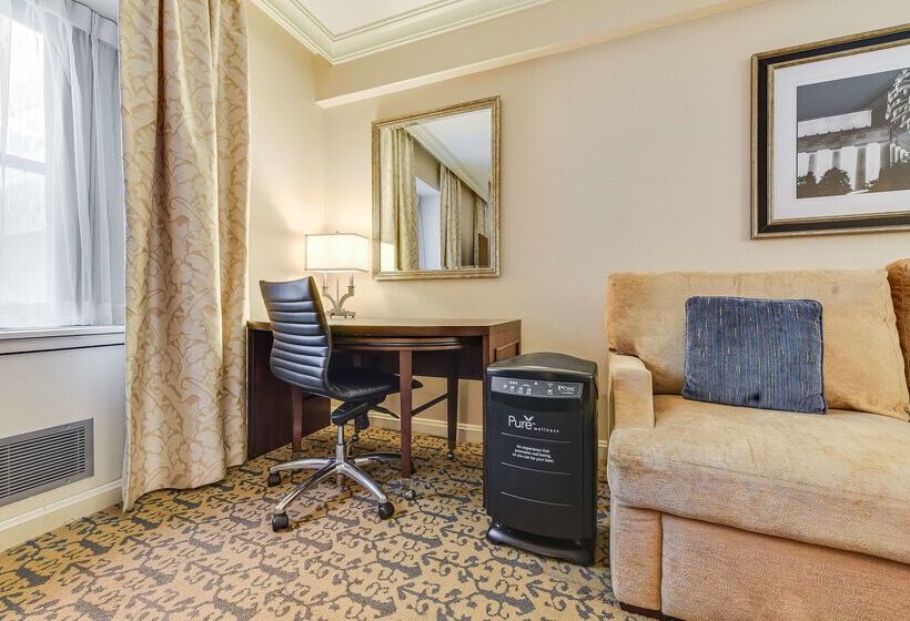 호텔 Capital Hilton