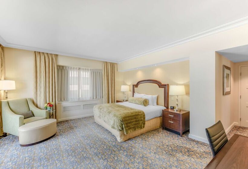 호텔 Capital Hilton