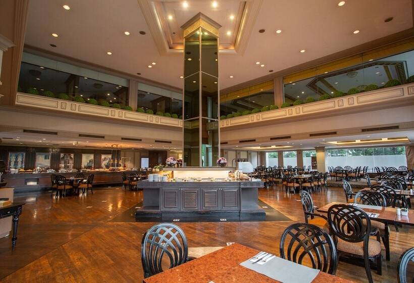 Centara Riverside Hotel Chiang Mai