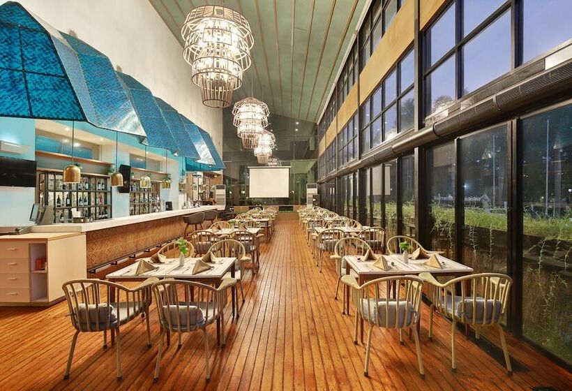 Artotel Gelora Senayan Jakarta