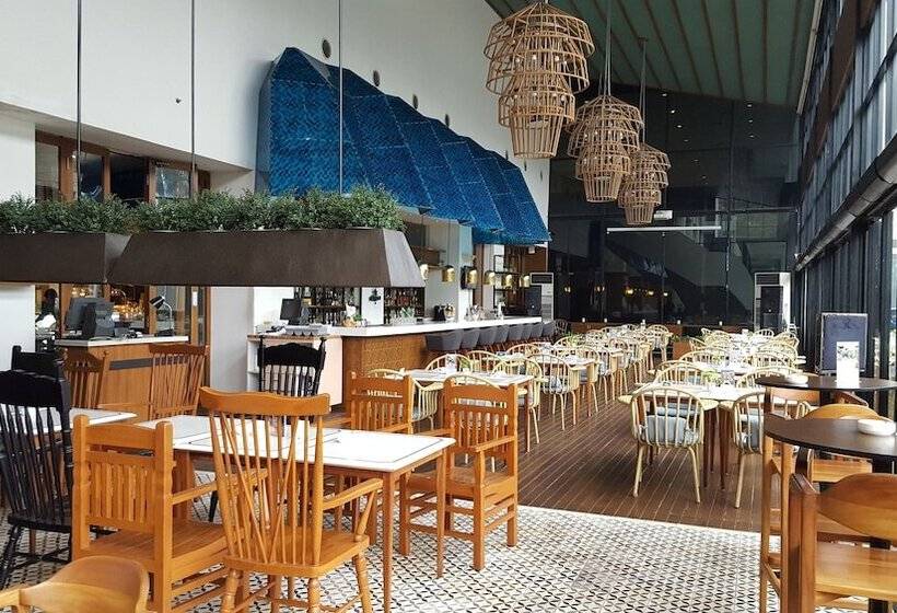 Artotel Gelora Senayan Jakarta