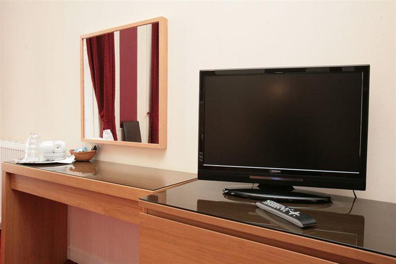 בית מלון כפרי Clifton