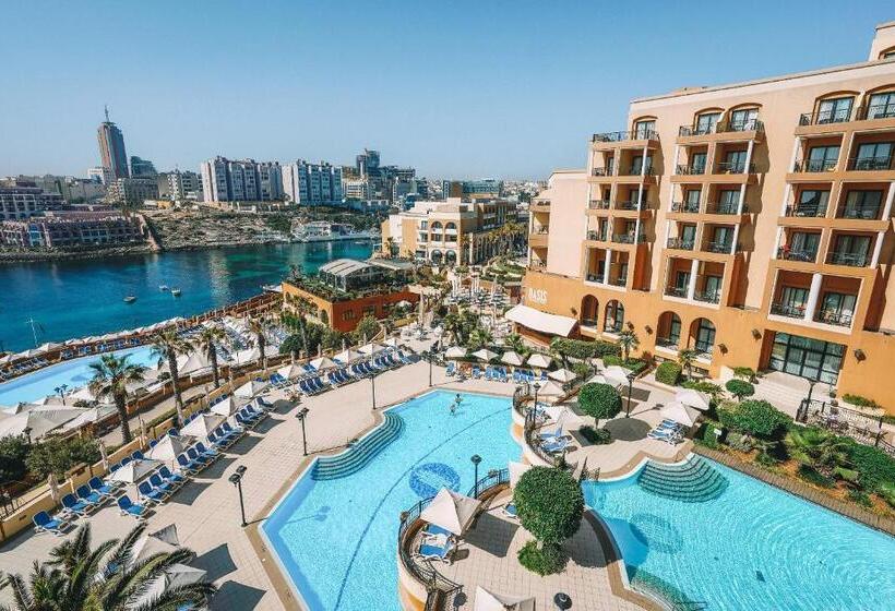 هتل Corinthia St George S Bay