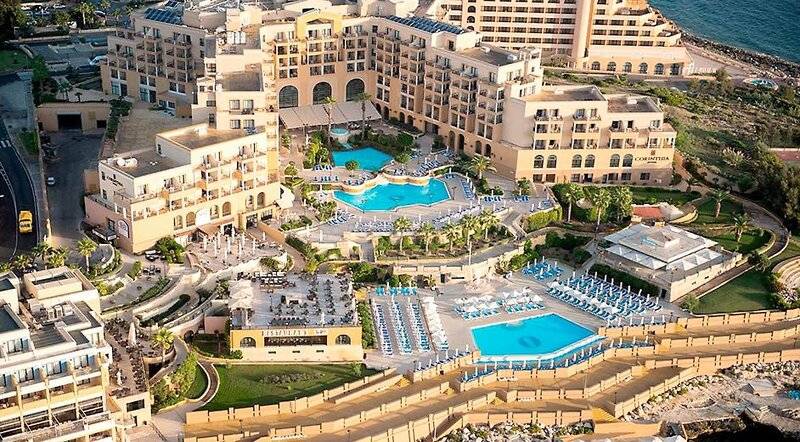 هتل Corinthia St George S Bay