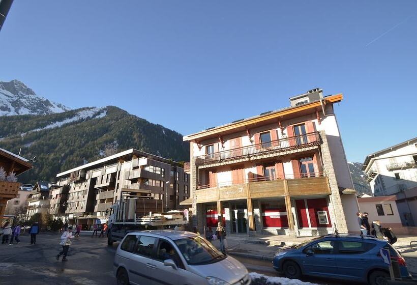 ホテル Hôtel De L Arve By Happyculture