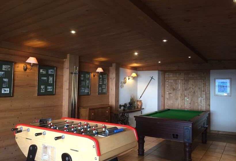 ホテル Hôtel De L Arve By Happyculture