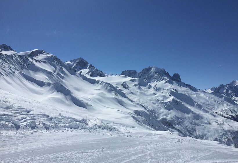 ホテル Hôtel De L Arve By Happyculture