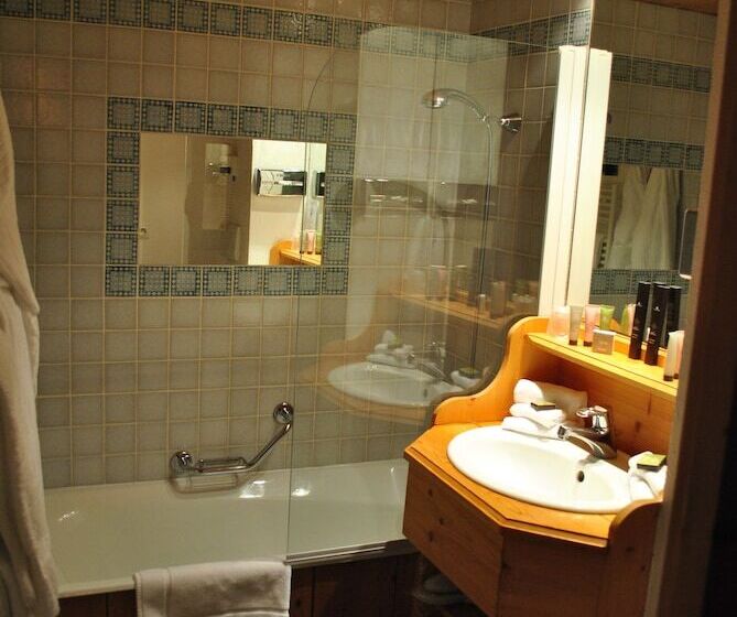 هتل Hôtel Le Jeu De Paume