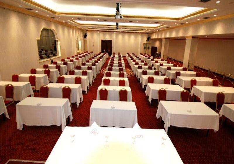 فندق Ege Palas Business