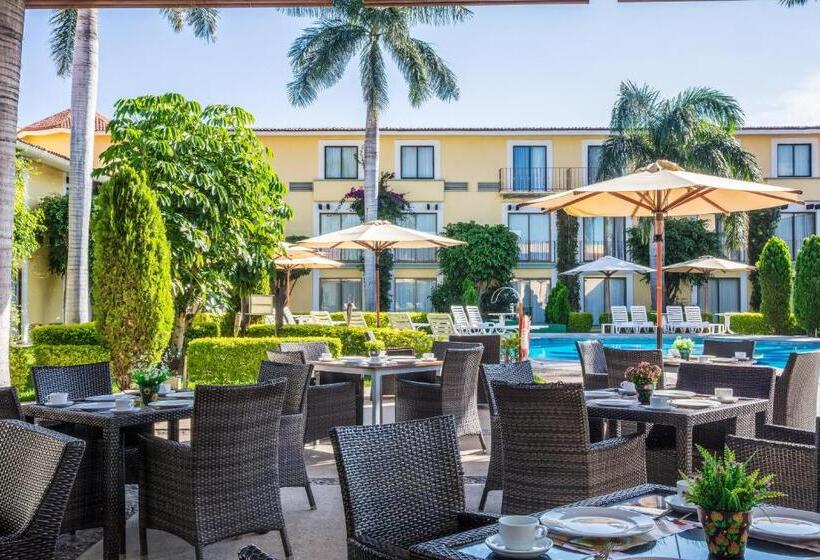 هتل Fiesta Inn Oaxaca