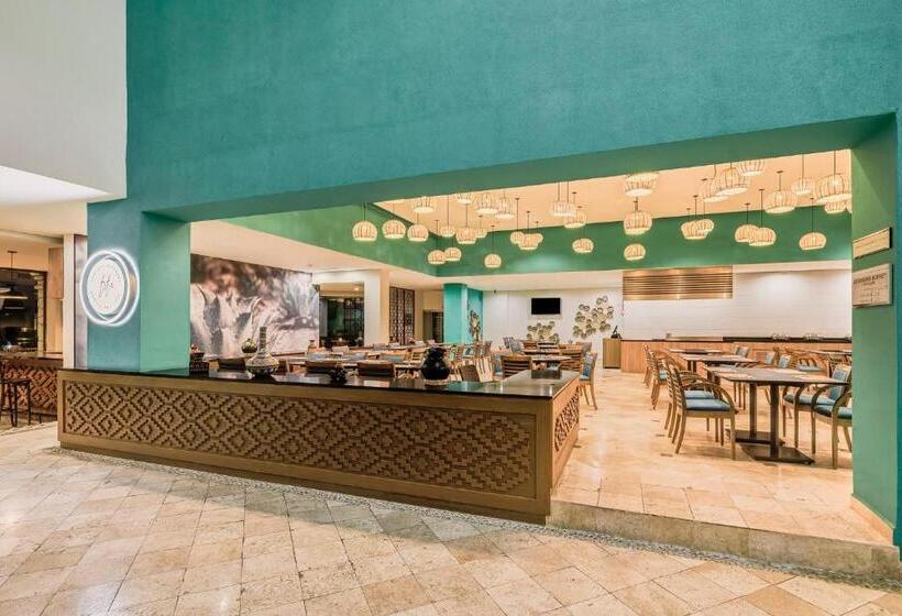 هتل Fiesta Inn Oaxaca