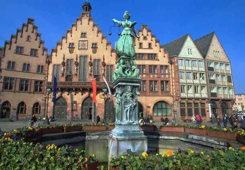 ホテル Frankfurt Marriott