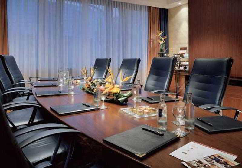 ホテル Frankfurt Marriott