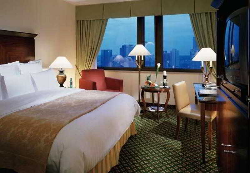 ホテル Frankfurt Marriott